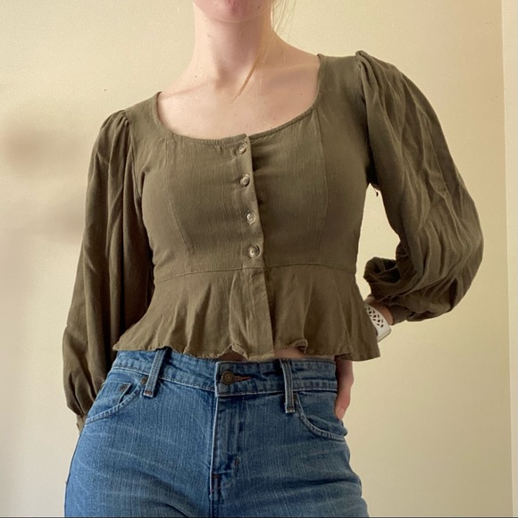 Altar’d State Olive Green Puffy Shoulder Flare Peplum Crop Button Up Shi… - Picture 2 of 4
